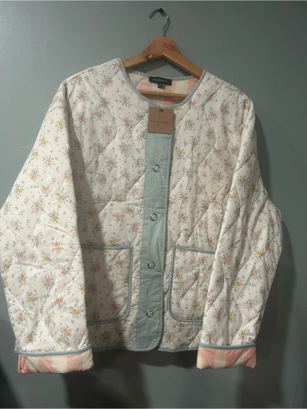 Quilted Floral Button-Front Pajama Jacket - White with Yellow Floral Sz L PTP 25